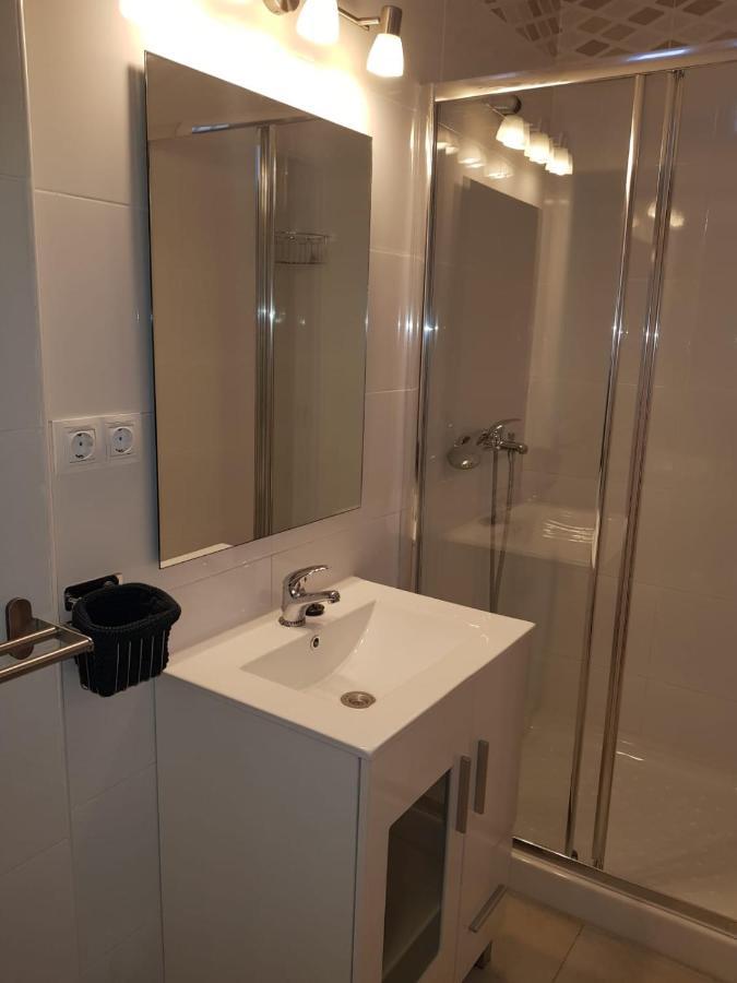 Wish Suite Dolores Leon De Triana Севилья Экстерьер фото