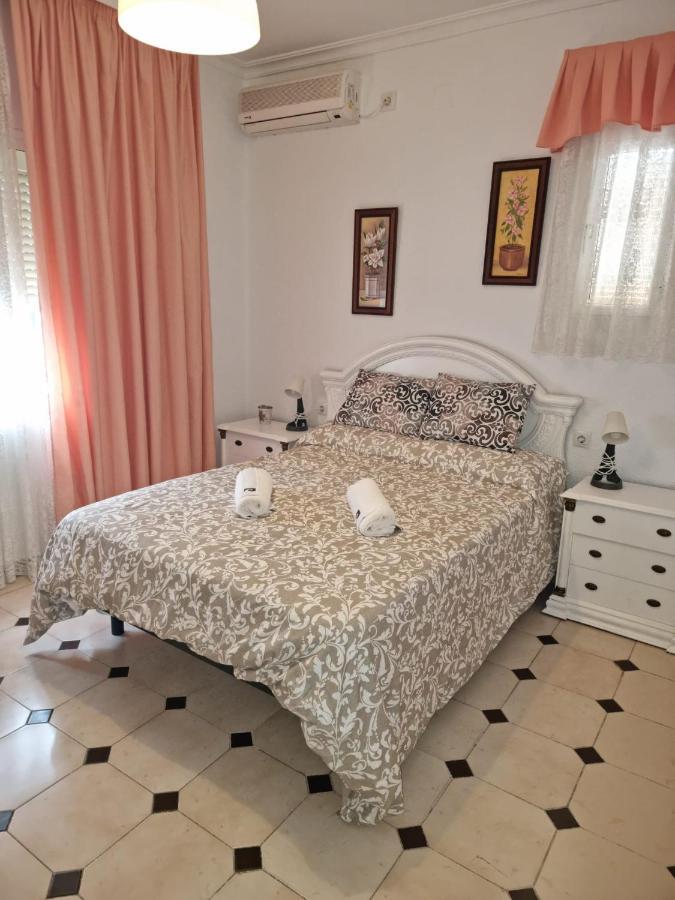 Wish Suite Dolores Leon De Triana Севилья Экстерьер фото